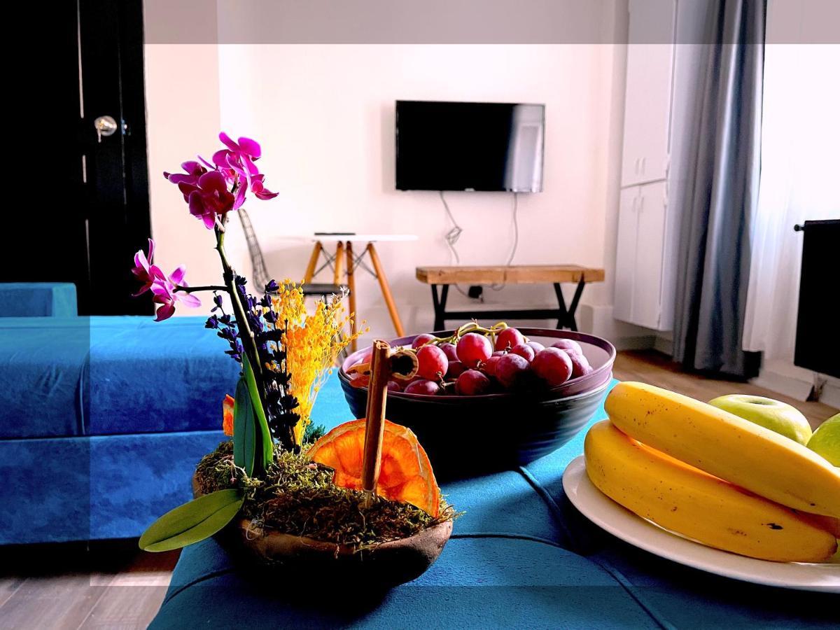 Mates Istiklal Suites Istanbul Exterior photo