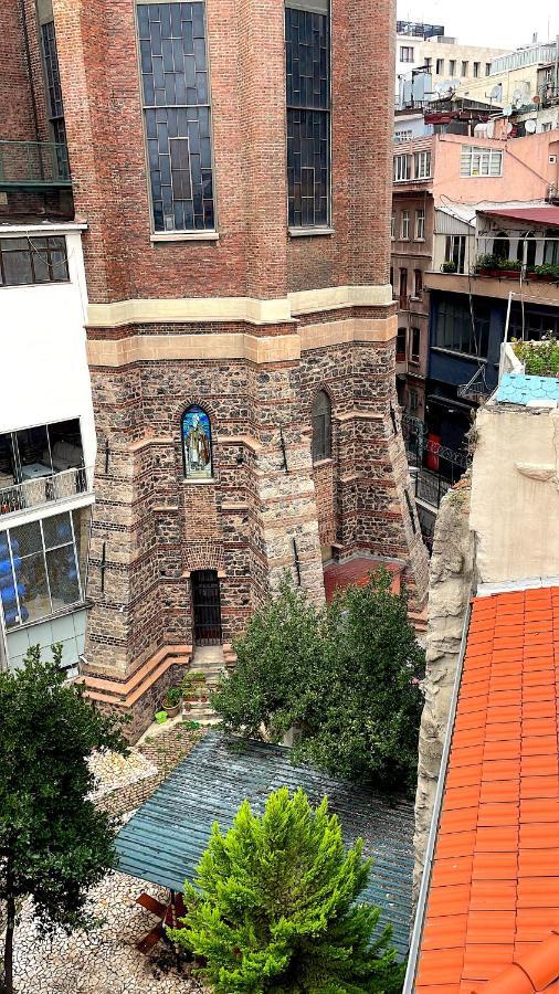 Mates Istiklal Suites Istanbul Exterior photo